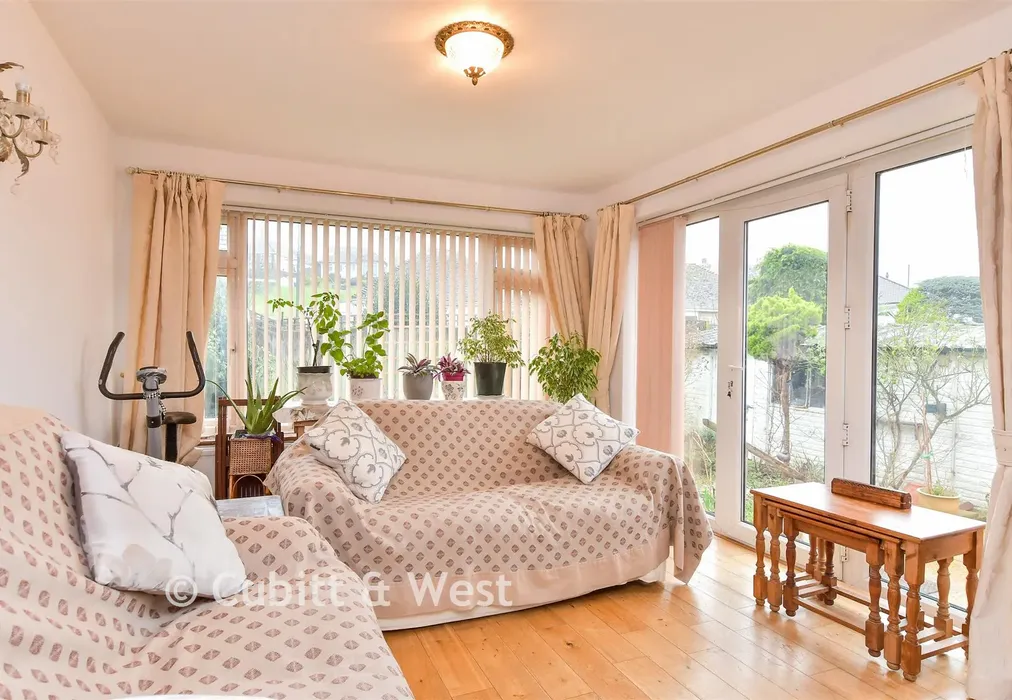 Lounge/ Dining Room - Coombe Vale, Brighton, East Sussex - Wards of Kent