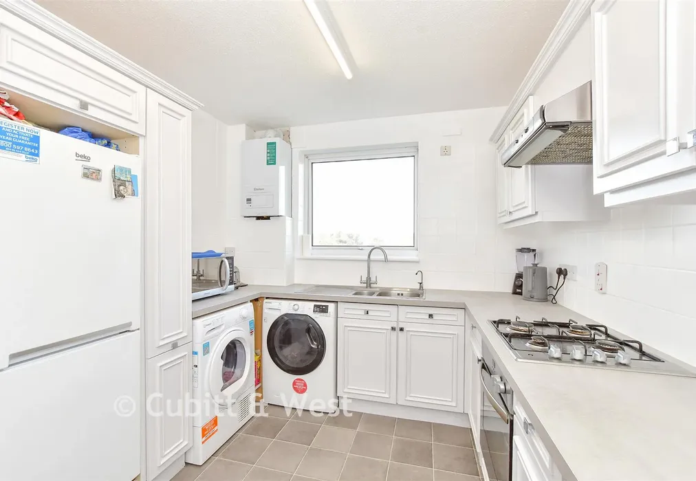 Kitchen - Hendon Avenue, Rustington, West Sussex - Wards of Kent