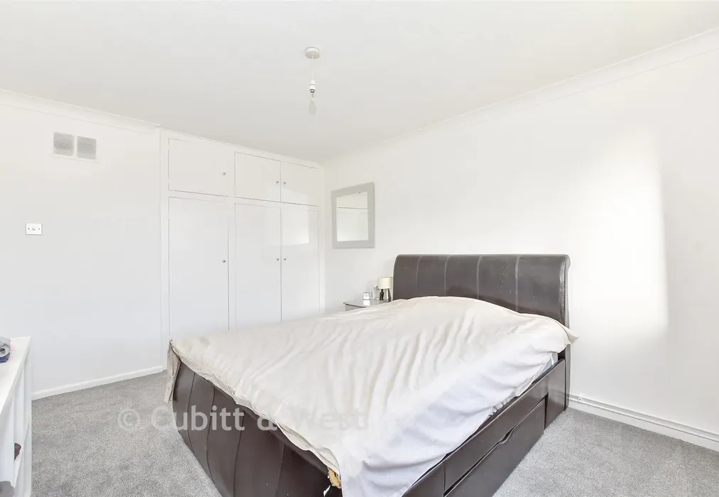 Bedroom 1 - Hendon Avenue, Rustington, West Sussex - Wards of Kent