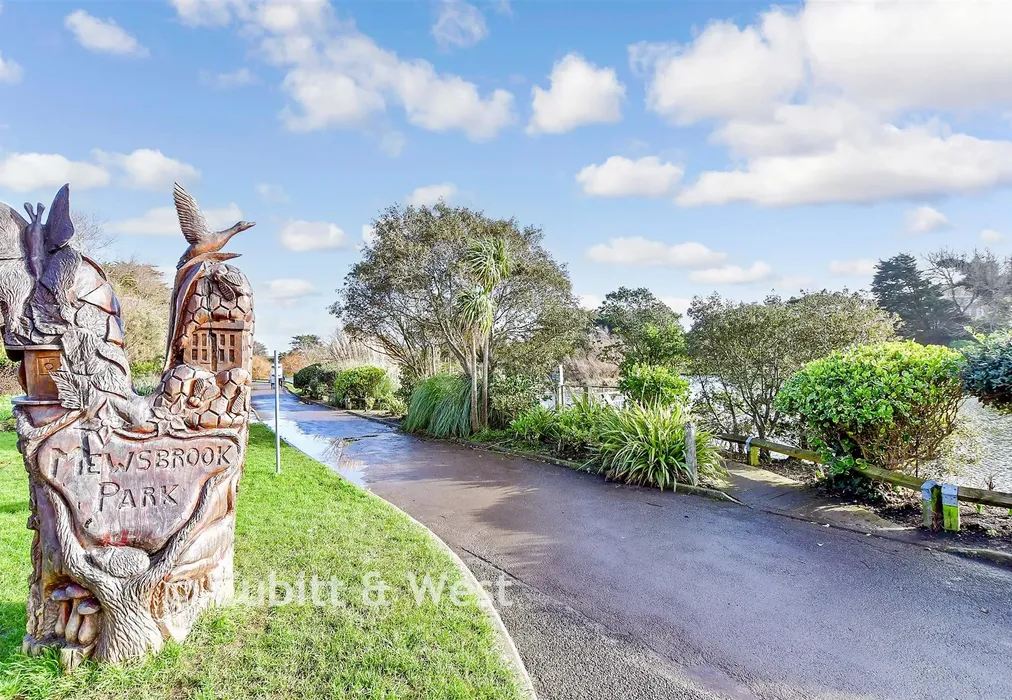 Surrounding Area - Hendon Avenue, Rustington, West Sussex - Wards of Kent