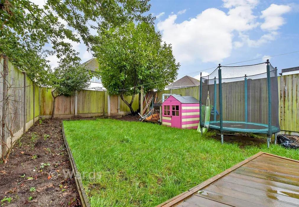 Rear Garden - Princess Margaret Avenue, Ramsgate, Kent - Wards of Kent