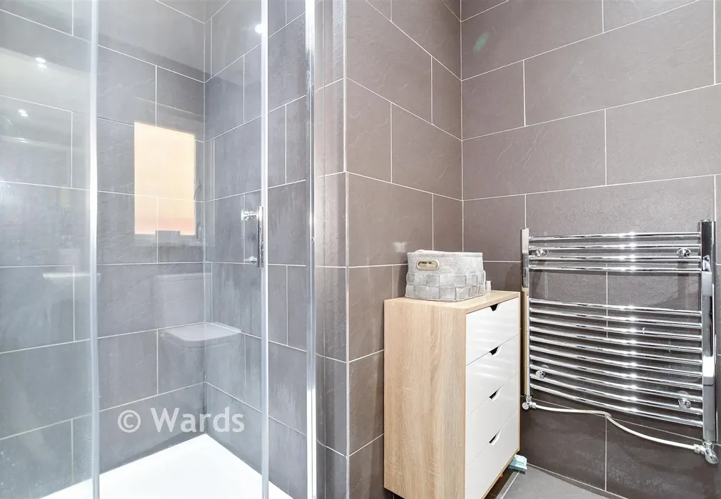 En-Suite Shower Room - Hanson Drive, Maidstone, Kent - Wards of Kent