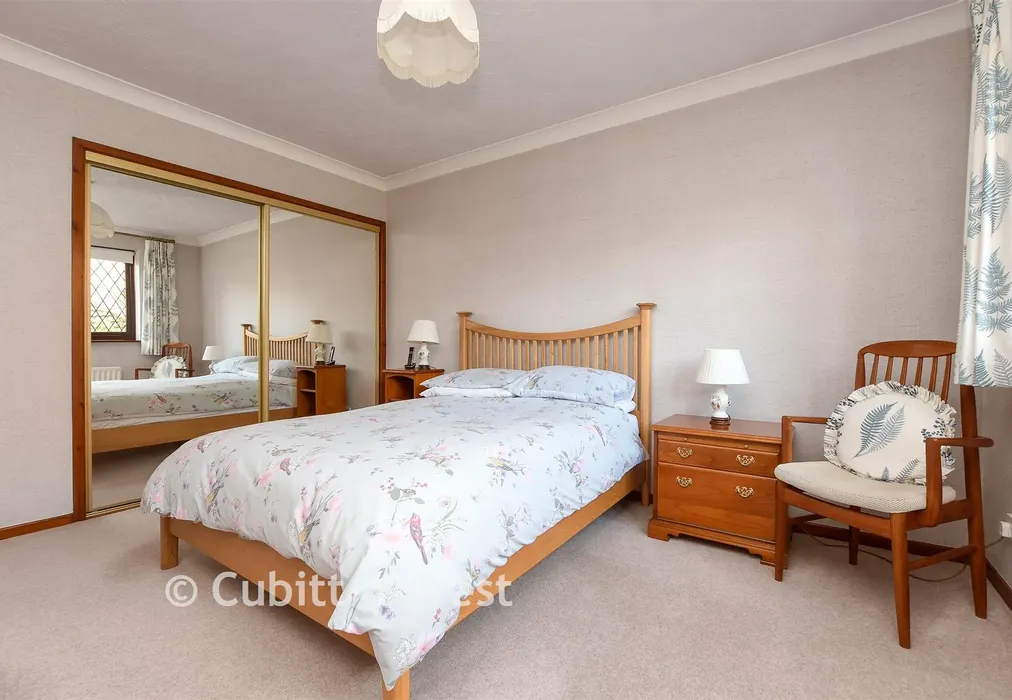 Bedroom 1 - Cotland Acres, Meadvale, Surrey - Wards of Kent