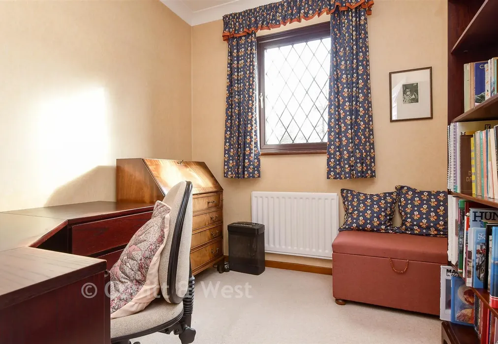 Bedroom 4 - Cotland Acres, Meadvale, Surrey - Wards of Kent