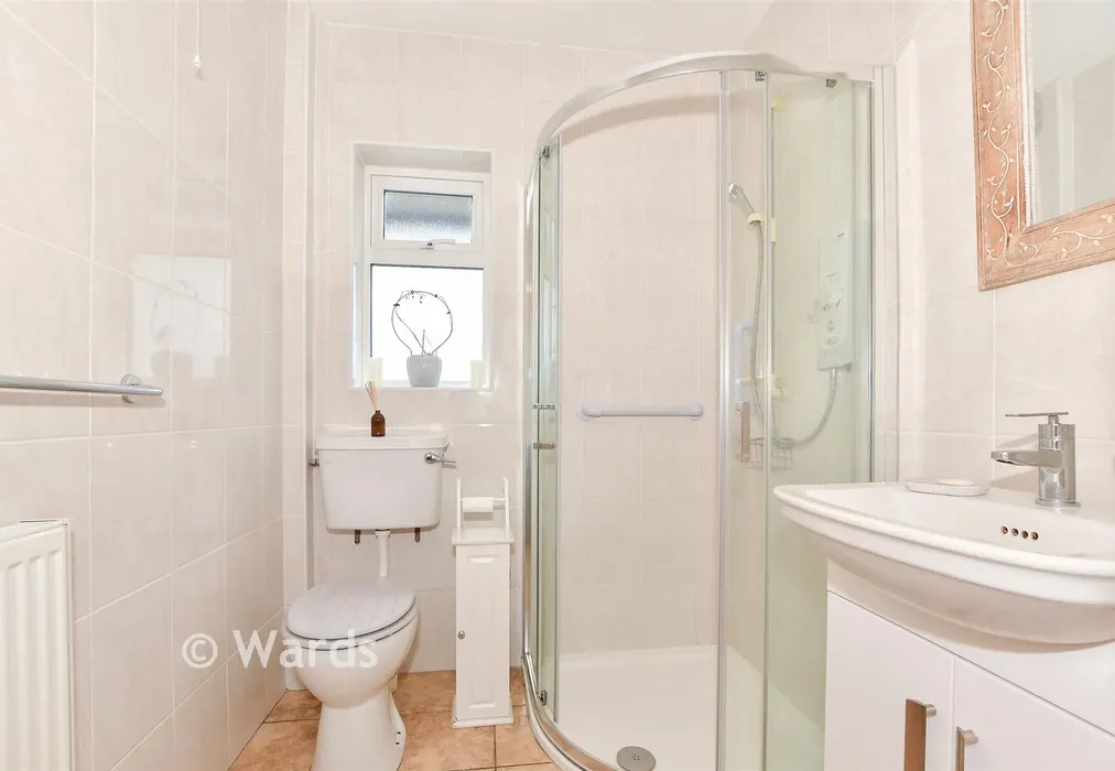 Shower Room - Linden Avenue, Herne Bay, Kent - Wards of Kent