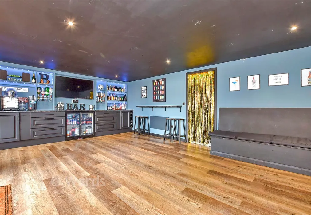 External Feature - London Road, Maidstone, Kent - Wards of Kent