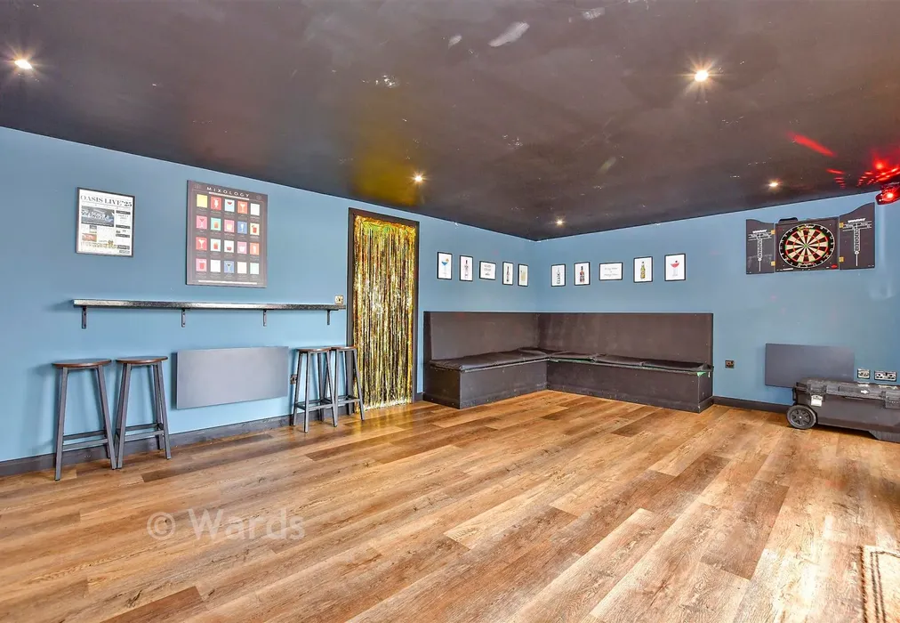 External Feature - London Road, Maidstone, Kent - Wards of Kent