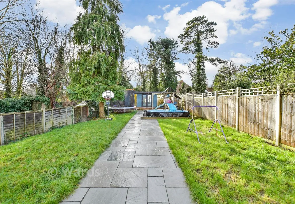 Rear Garden - London Road, Maidstone, Kent - Wards of Kent