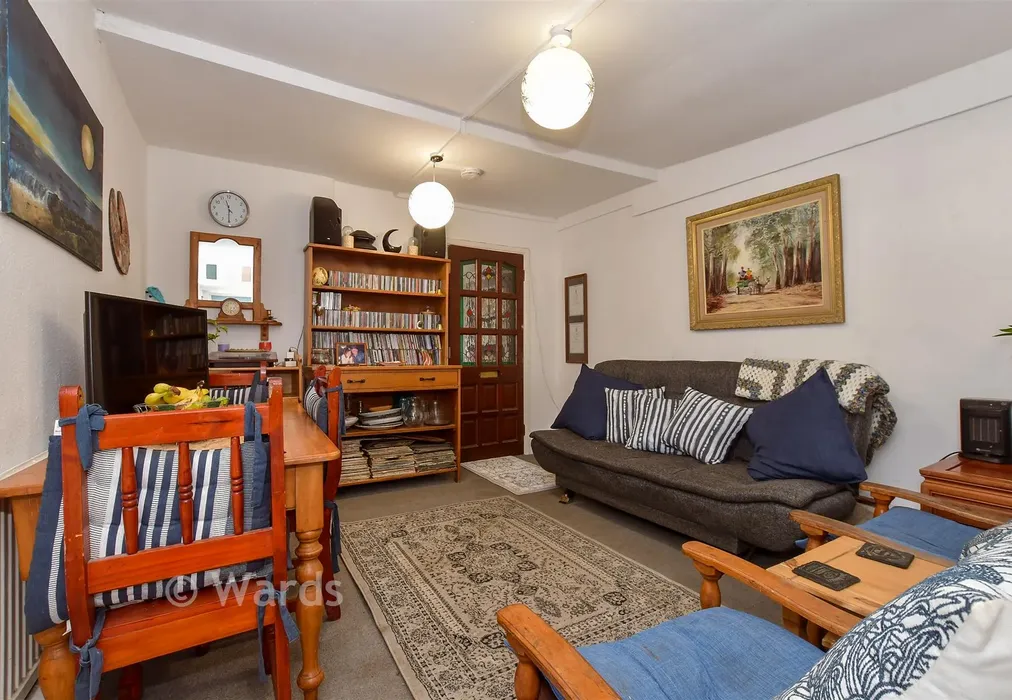 Lounge - Norfolk Road, Cliftonville, Margate, Kent - Wards of Kent