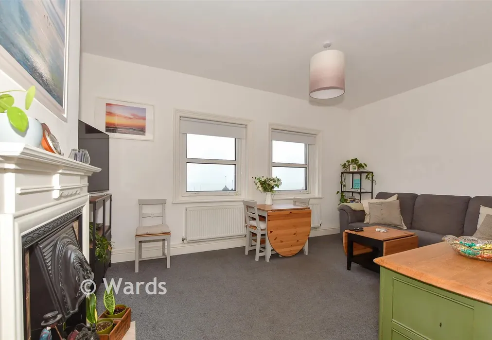 Lounge/Diner - Richmond Street, Herne Bay, Kent - Wards of Kent