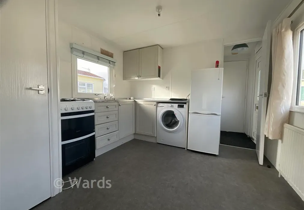 Kitchen - Shalloak Road, Broad Oak, Canterbury, Kent - Wards of Kent