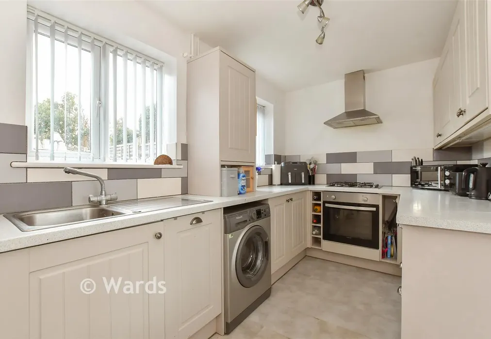 Kitchen - Davis Avenue, Deal, Kent - Wards of Kent