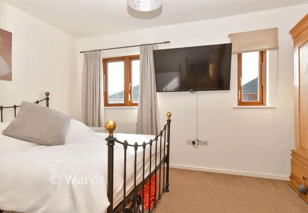 Bedroom 2 - Baffin Road, Gravesend, Kent - Wards of Kent