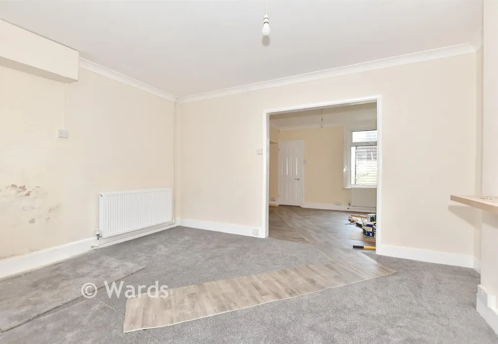 Lounge - Oswald Road, Dover, Kent - Wards of Kent