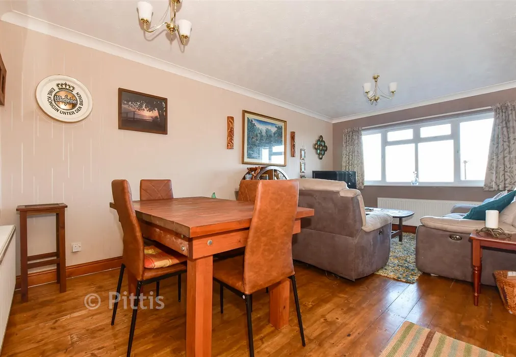 Lounge/ Dining Room - Blythe Way, Shanklin, Isle of Wight - Wards of Kent