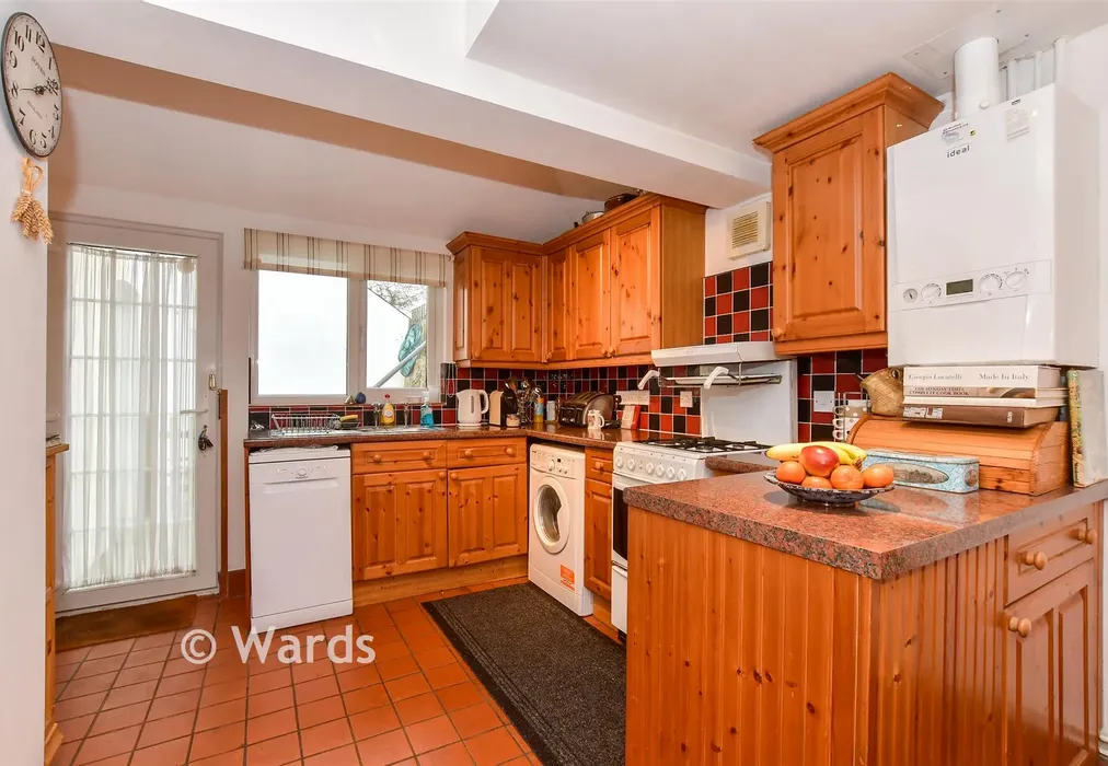 Kitchen/ Breakfast Room - Lower Street, Eastry, Sandwich, Kent - Wards of Kent