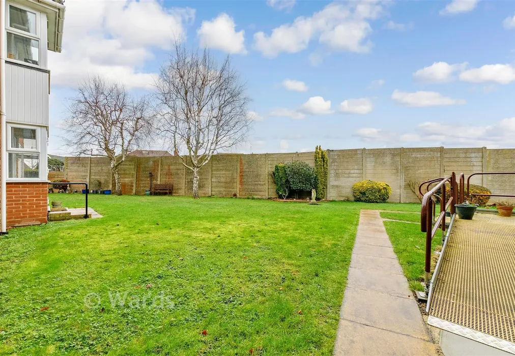 Communal Gardens - Chalk Road, Gravesend, Kent - Wards of Kent