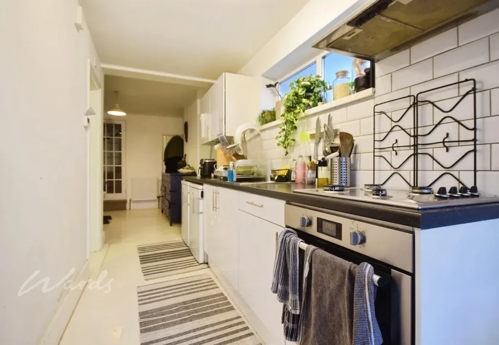 vale 61 kitchen use - Vale Road Ramsgate CT11 - Wards of Kent