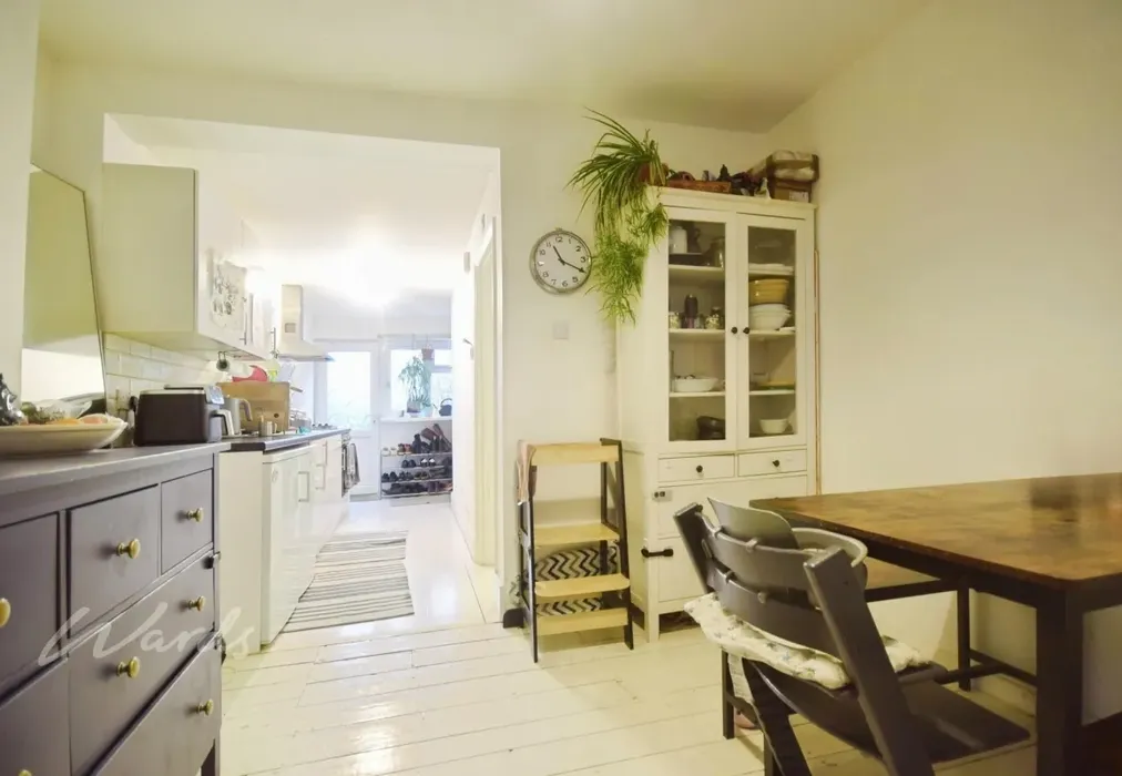 Vale 61 dining use - Vale Road Ramsgate CT11 - Wards of Kent