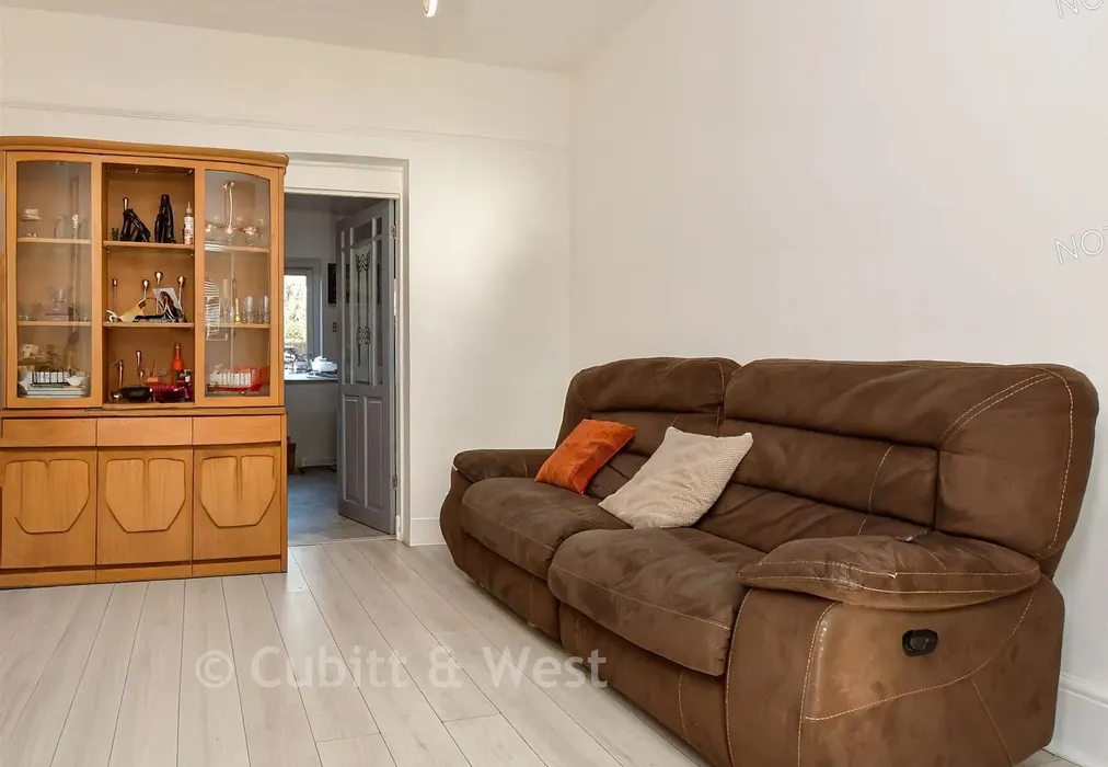 Living Room - Penshurst Road, Thornton Heath, Surrey - Wards of Kent