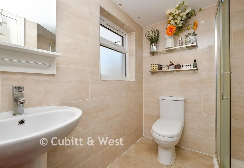 Shower Room - Penshurst Road, Thornton Heath, Surrey - Wards of Kent