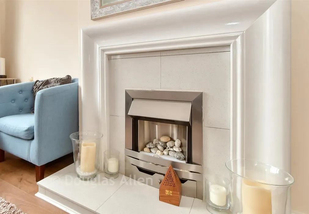 Internal Lifestyle Photograph - Eccleston Crescent, Romford, Essex - Wards of Kent