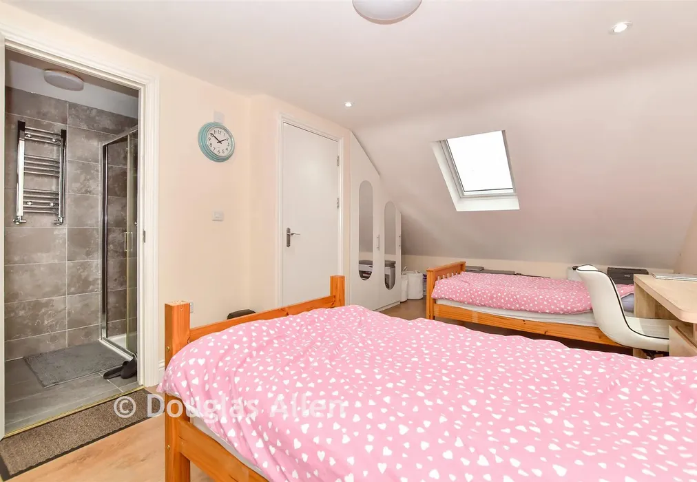 Bedroom 1 - Eccleston Crescent, Romford, Essex - Wards of Kent