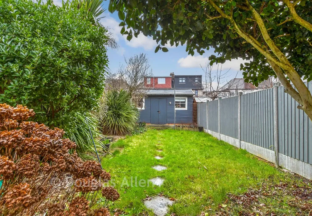 Rear Garden - Eccleston Crescent, Romford, Essex - Wards of Kent