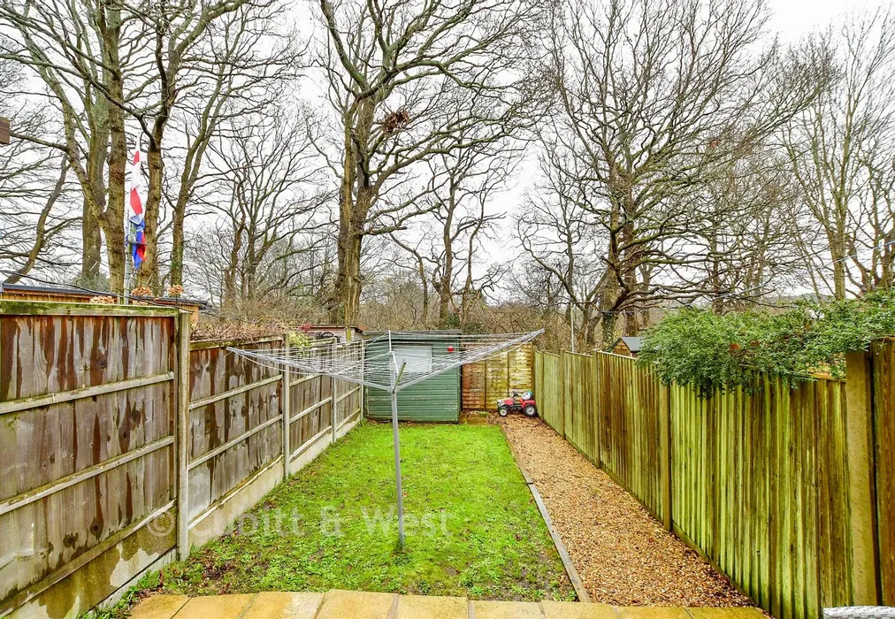 Rear Garden - Oberon Close, Waterlooville, Hampshire - Wards of Kent