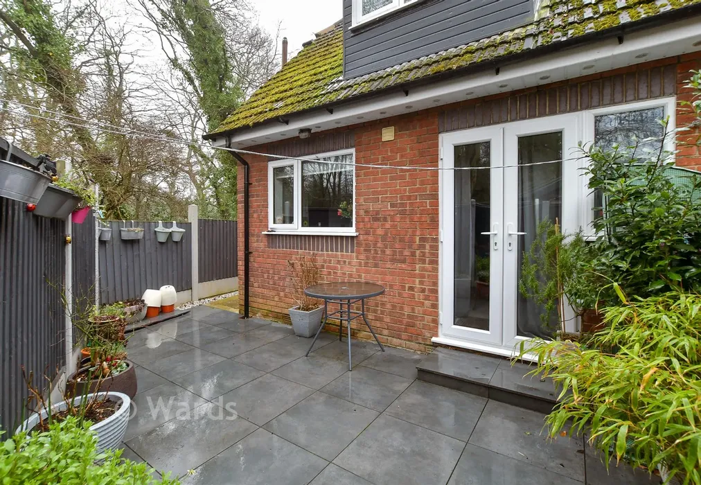 Rear Garden - St. Nicholas Close, Sturry, Canterbury, Kent - Wards of Kent