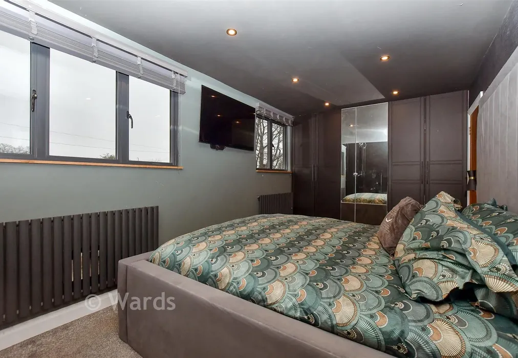 Bedroom 1 - Bakers Avenue, West Kingsdown, Sevenoaks, Kent - Wards of Kent