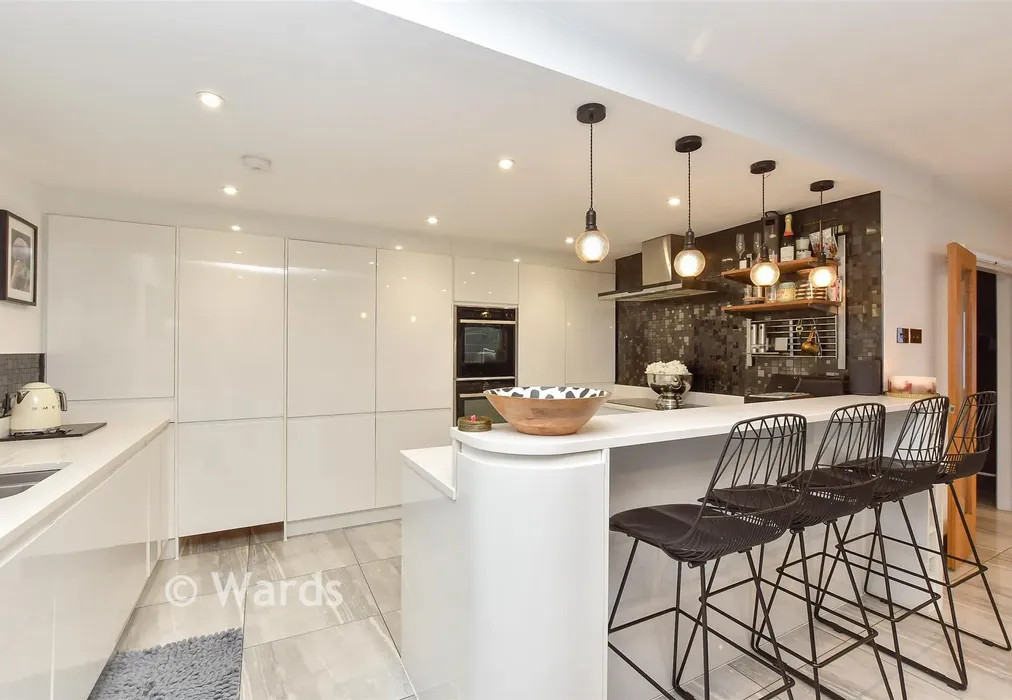 Kitchen/Breakfast Area - Bakers Avenue, West Kingsdown, Sevenoaks, Kent - Wards of Kent