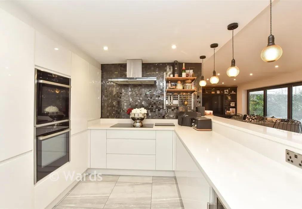 Kitchen/Breakfast Area - Bakers Avenue, West Kingsdown, Sevenoaks, Kent - Wards of Kent