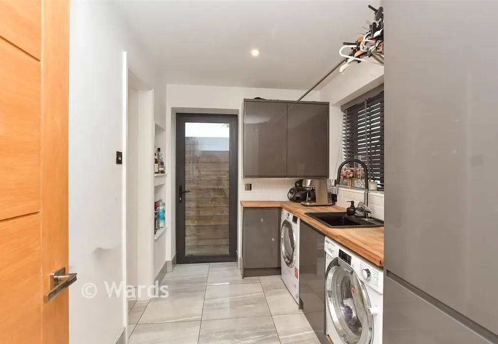 Utility Room - Bakers Avenue, West Kingsdown, Sevenoaks, Kent - Wards of Kent
