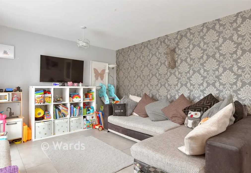 Lounge - Cliff View Gardens, Warden, Sheerness, Kent - Wards of Kent