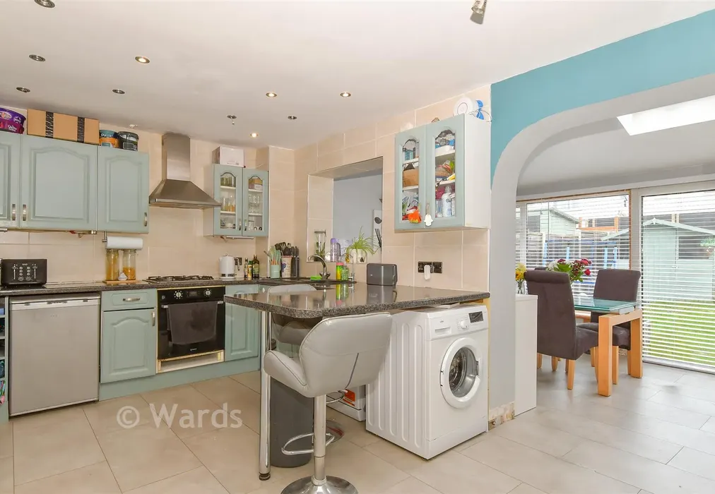 Kitchen/Dining Area - Cliff View Gardens, Warden, Sheerness, Kent - Wards of Kent