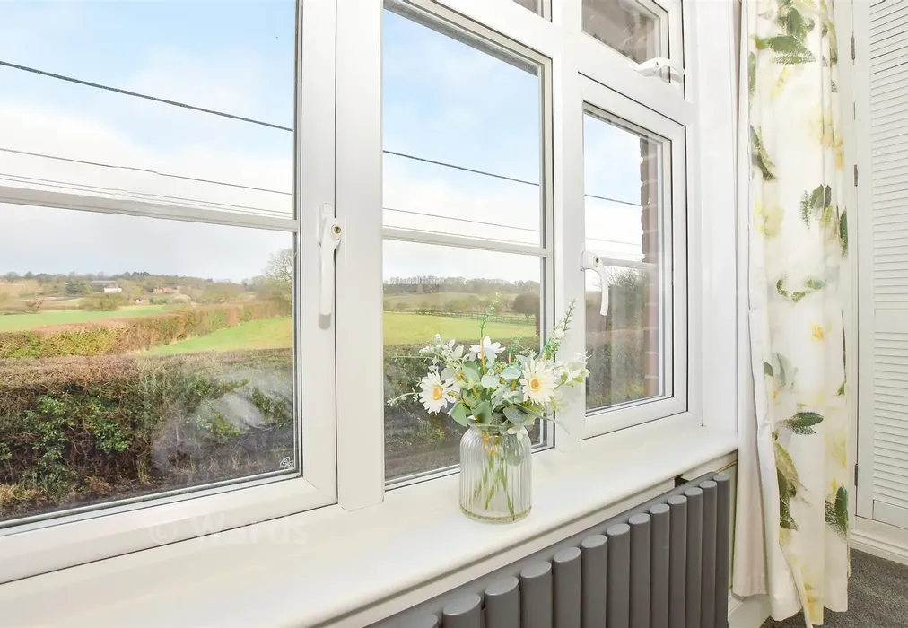Internal Lifestyle Photograph - Hermitage Lane, Boughton Monchelsea, Maidstone, Kent - Wards of Kent