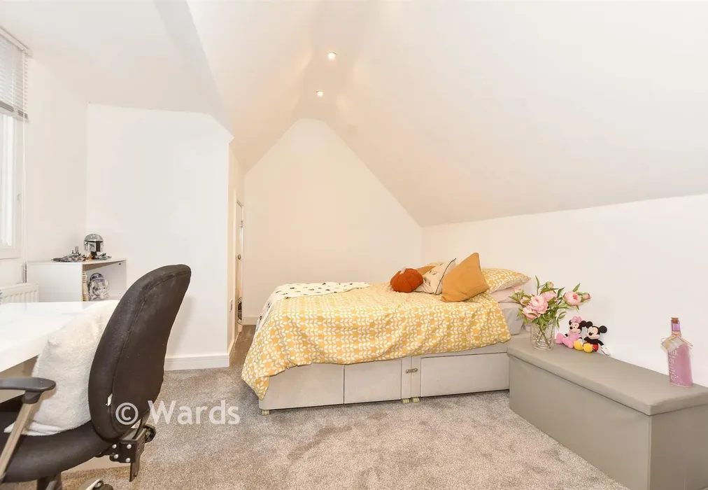 Bedroom 2 - Geraldine Road, Folkestone, Kent - Wards of Kent