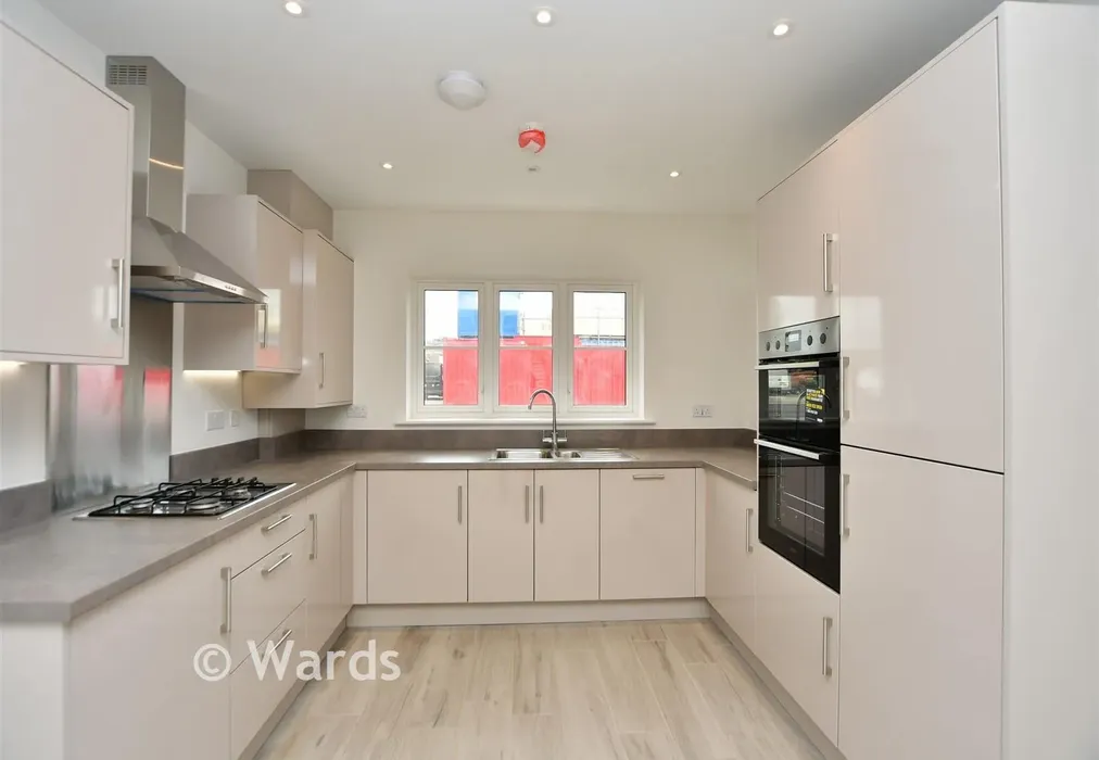 Kitchen Example - Scocles Road, Blake Gardens, Minster On Sea, Sheerness, Kent - Wards of Kent