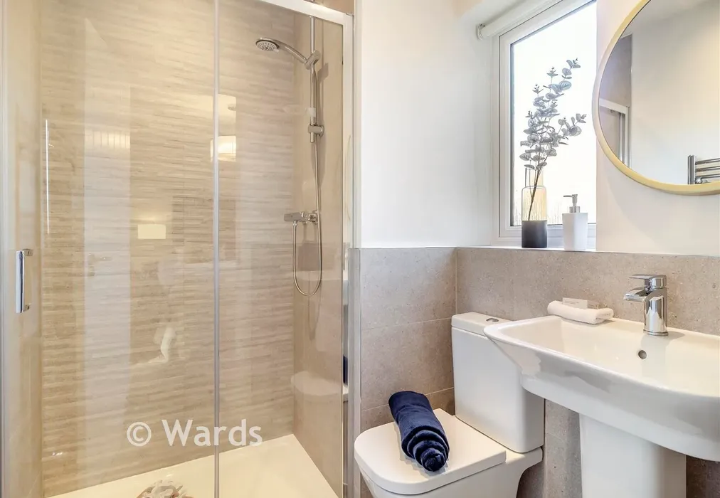 En-Suite Shower Room Example - Scocles Road, Blake Gardens, Minster On Sea, Sheerness, Kent - Wards of Kent
