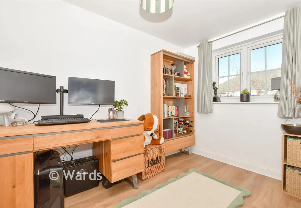 Bedroom 2 - Wharfdale Square, Tovil, Maidstone, Kent - Wards of Kent