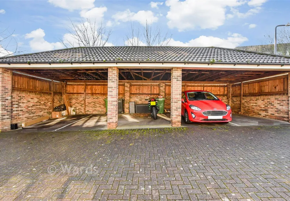 Driveway/Parking - Wharfdale Square, Tovil, Maidstone, Kent - Wards of Kent