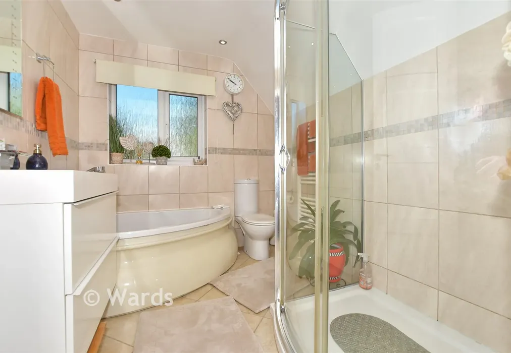 Bathroom - Dover Road, Guston, Dover, Kent - Wards of Kent