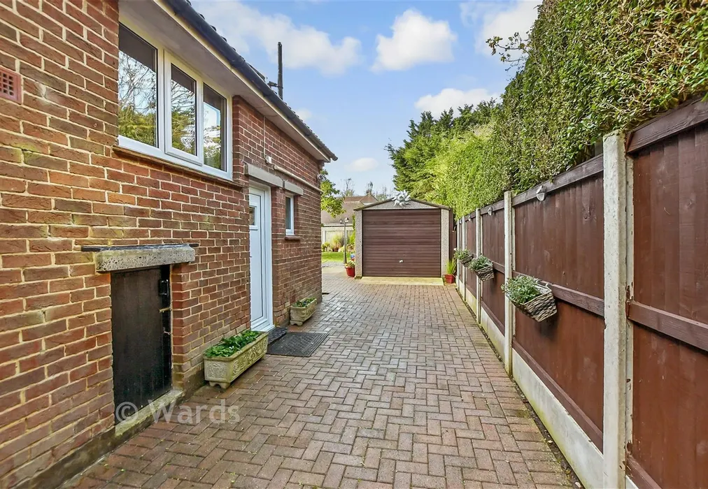 Driveway/Parking - Dover Road, Guston, Dover, Kent - Wards of Kent