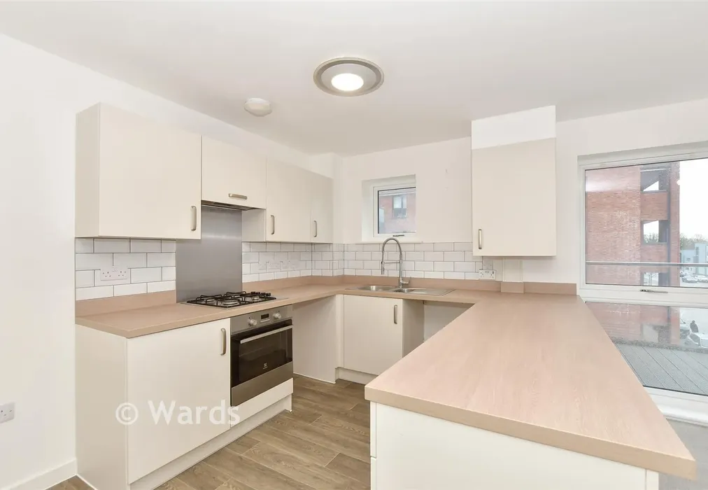 Kitchen - Sir John Fogge Avenue, Ashford, Kent - Wards of Kent