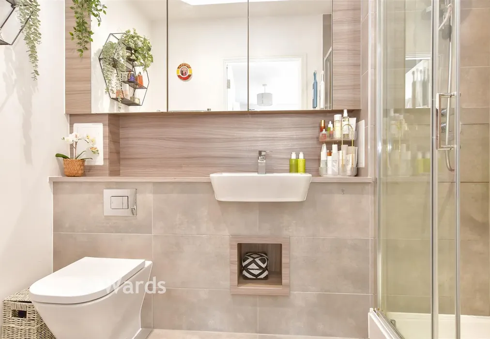 En-Suite Shower Room - Thalia Way, Rochester, Kent - Wards of Kent