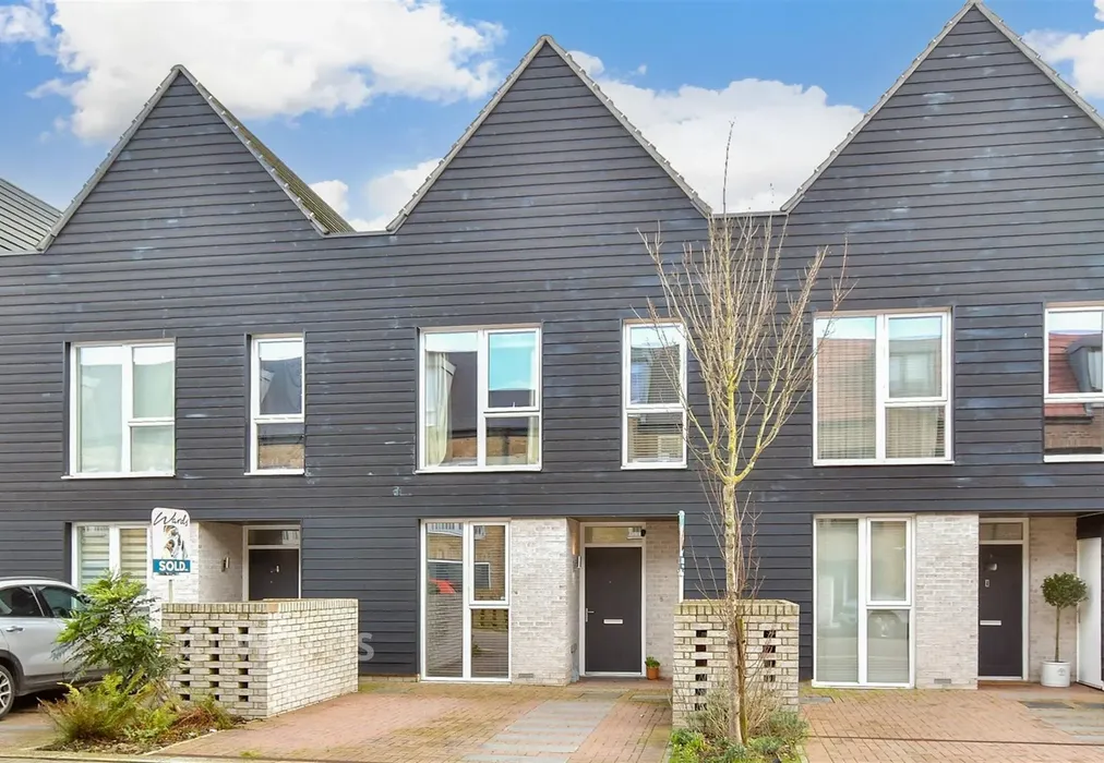 External (Web) - Thalia Way, Rochester, Kent - Wards of Kent