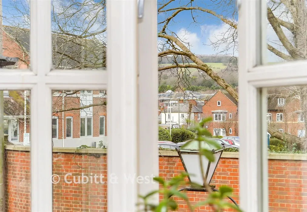 Views To Front - Church Street, Dorking, Surrey - Wards of Kent