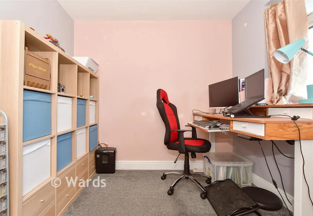 Bedroom 3 - Grantham Avenue, Deal, Kent - Wards of Kent