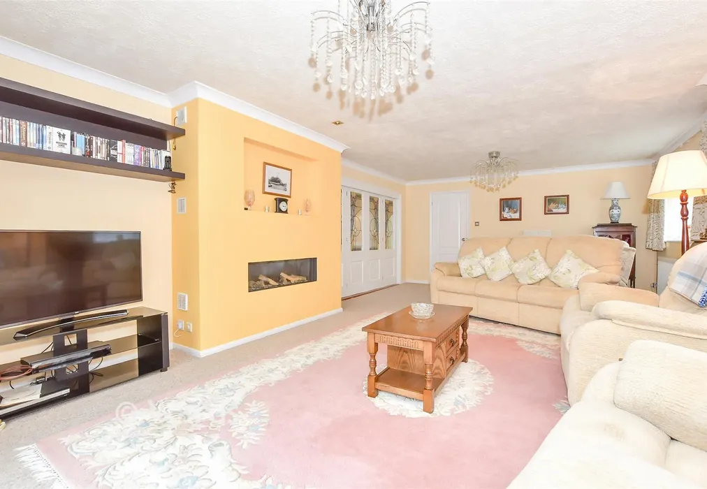 Lounge - Somerfield Road, Maidstone, Kent - Wards of Kent